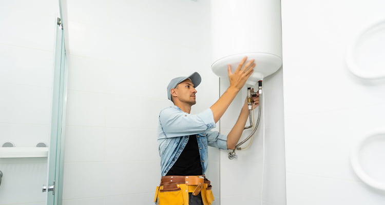 Choosing The Right Hot Water Tank For Your Home