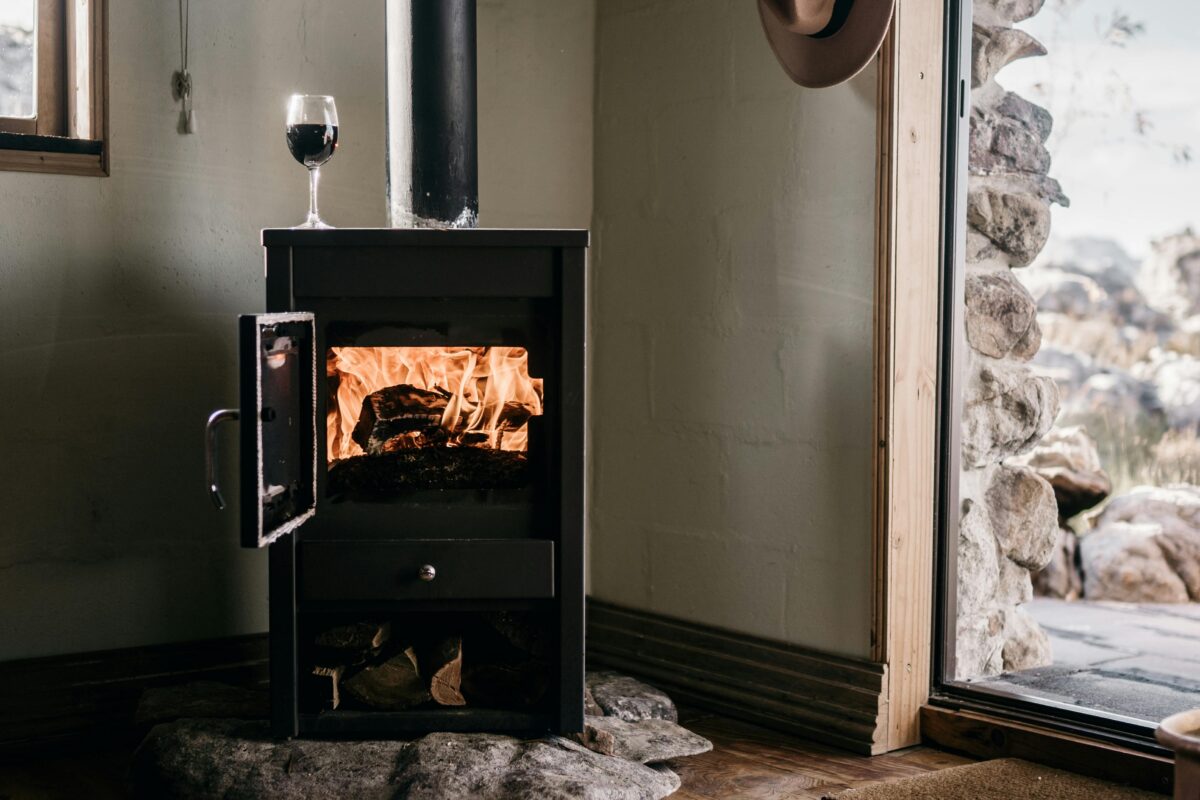 Tips to Reduce Your Home Heating Costs This Winter